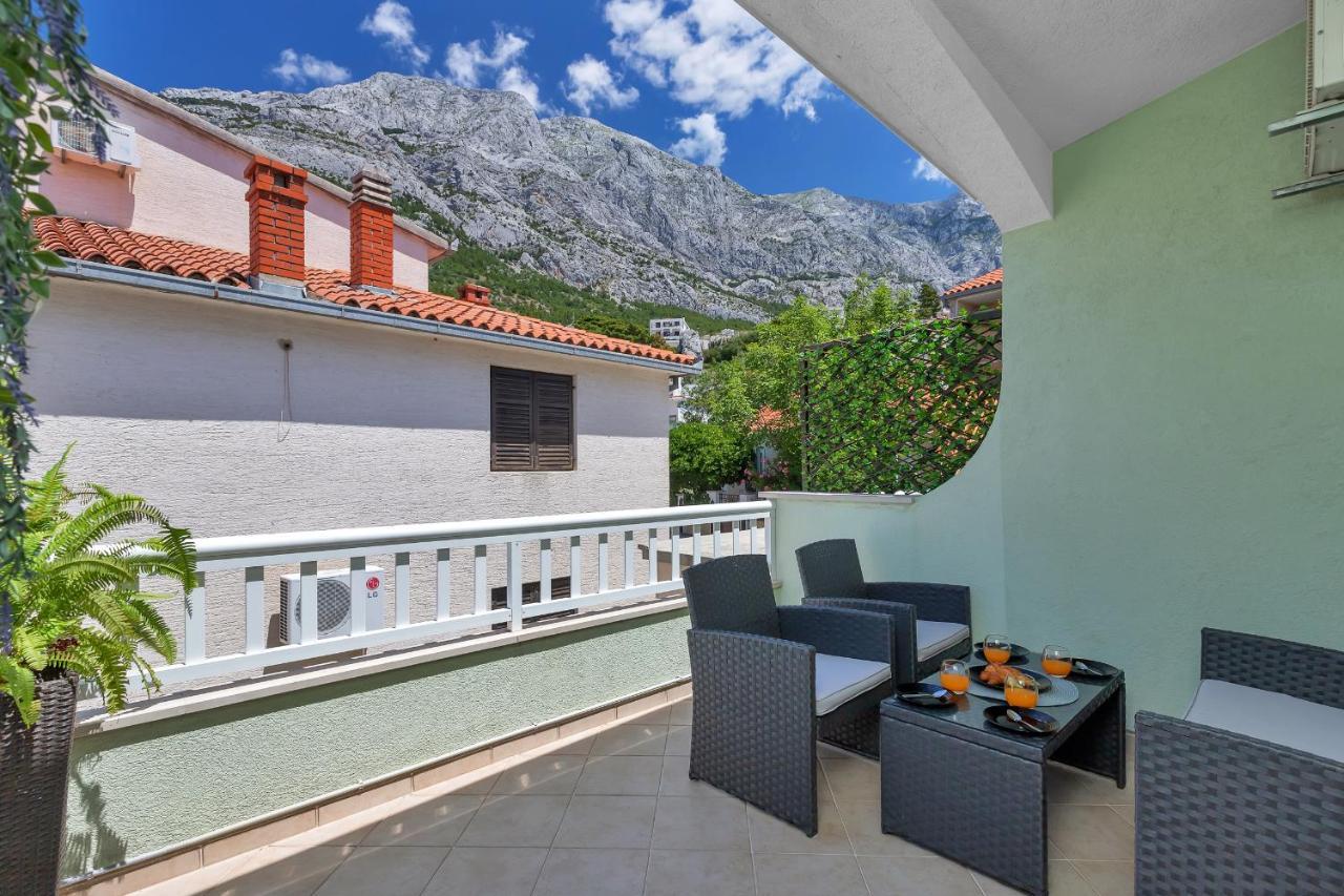 Apartmani Luna Baška Voda Eksteriør billede