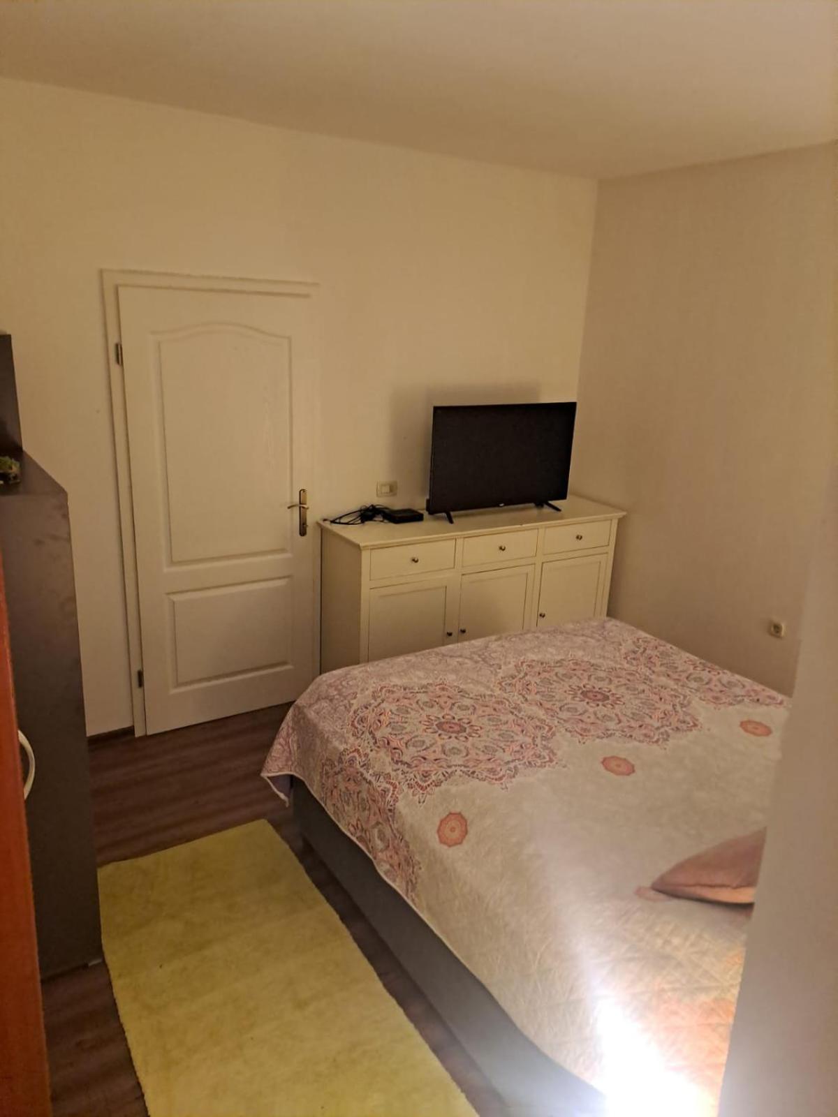 Apartmani Luna Baška Voda Eksteriør billede