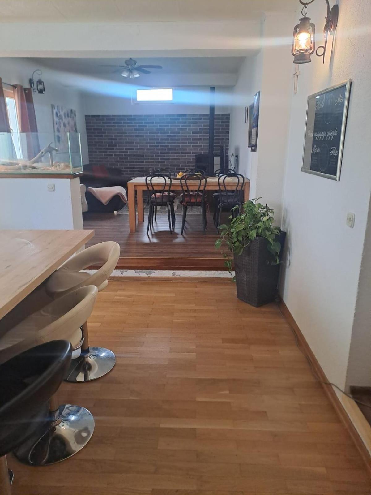 Apartmani Luna Baška Voda Eksteriør billede