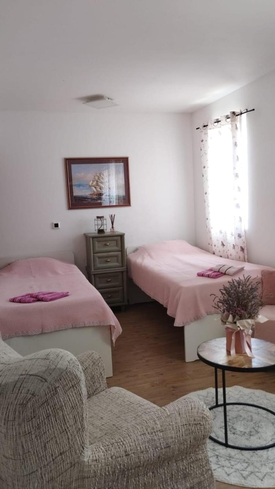 Apartmani Luna Baška Voda Eksteriør billede